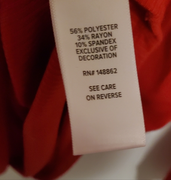 Torrid Size 4 Red Long Sleeve Women's Top Super Soft Rib - Picture 4 of 7